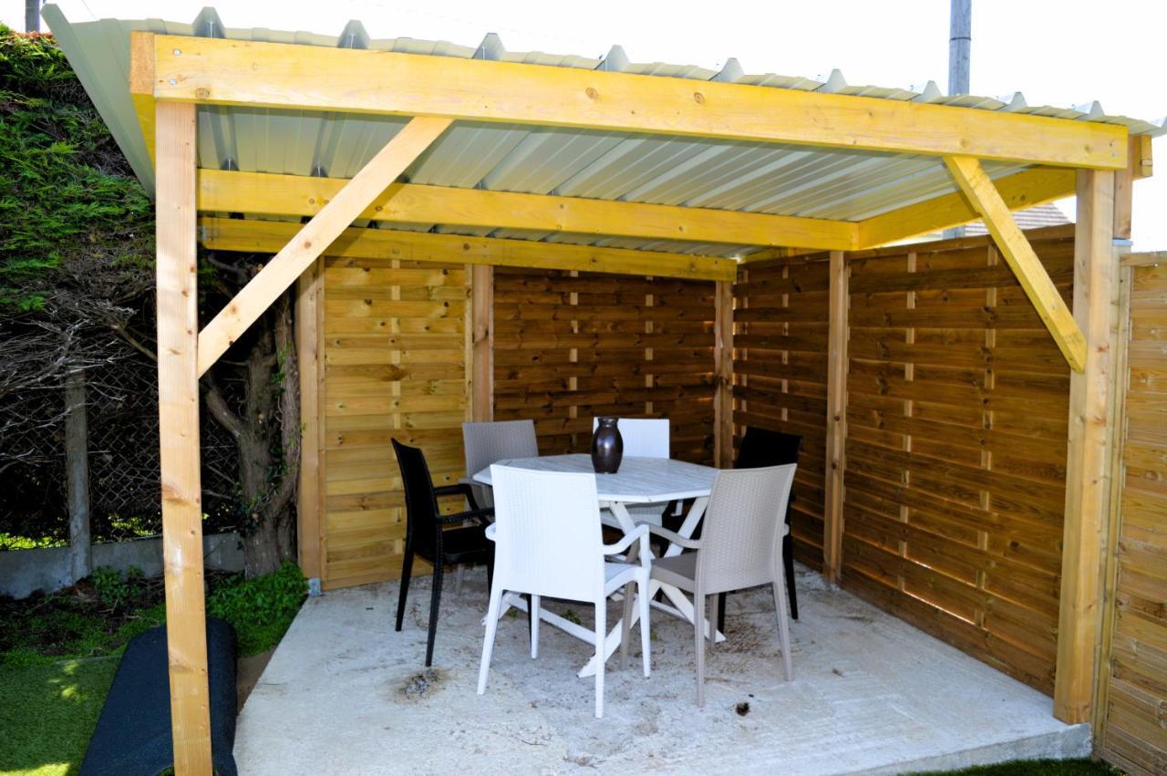 Le Chalet A Hub - Exterieur, Proche De La Plage 阿内勒 外观 照片